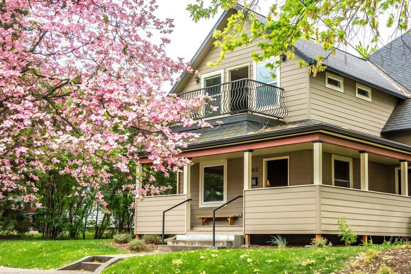 Cherry St House